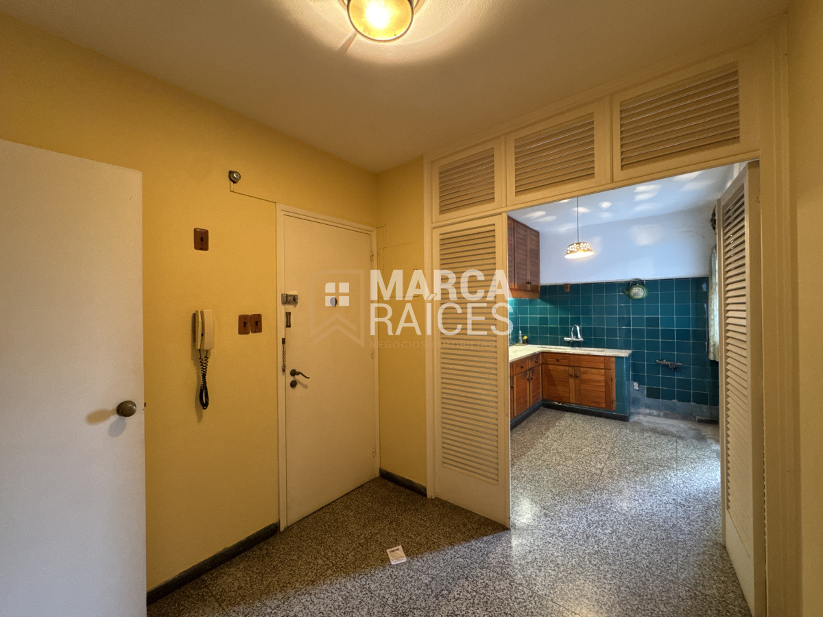 Apartamento ID.1199 - Venta Apartamento 4 Dormitorios 2 baños Garage Punta Carretas Montevideo