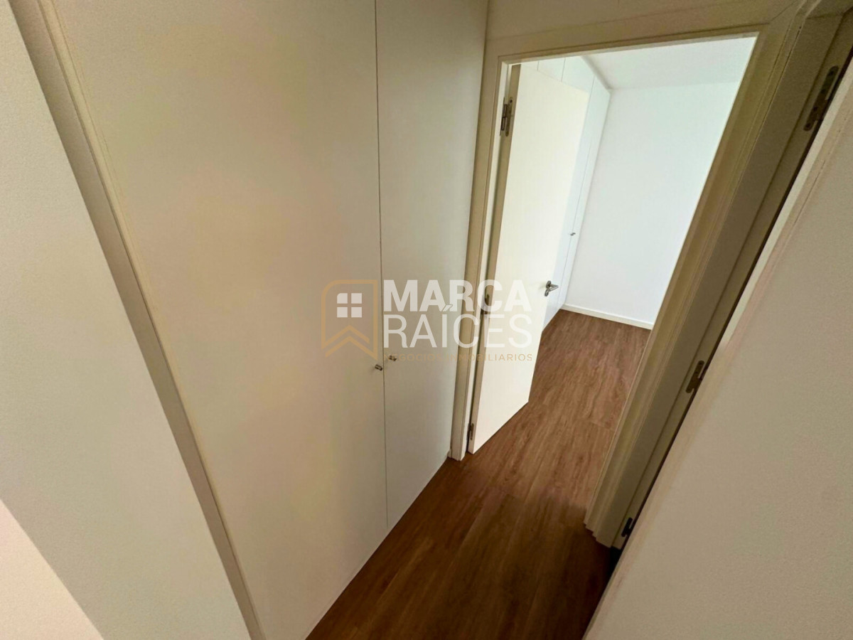 Apartamento ID.1878 - Alquiler Apartamento 1 Dormitorio G.C Bajos Opcion Garage Punta Carretas Montevideo