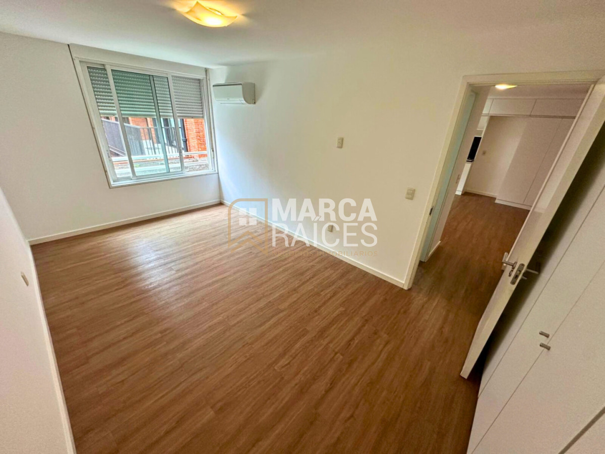Apartamento ID.1878 - Alquiler Apartamento 1 Dormitorio G.C Bajos Opcion Garage Punta Carretas Montevideo