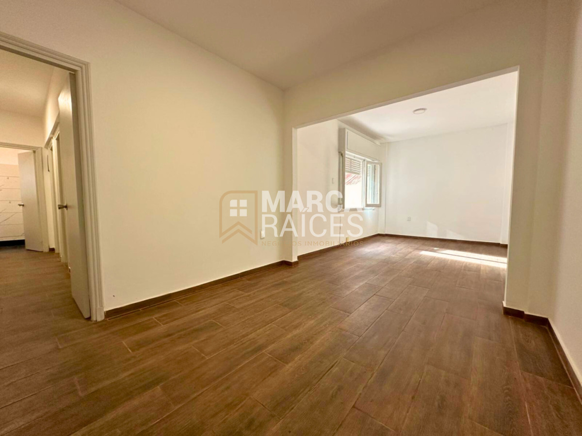 Apartamento ID.1886 - Alquiler Apartamento 2 Dormitorios Centro Montevideo