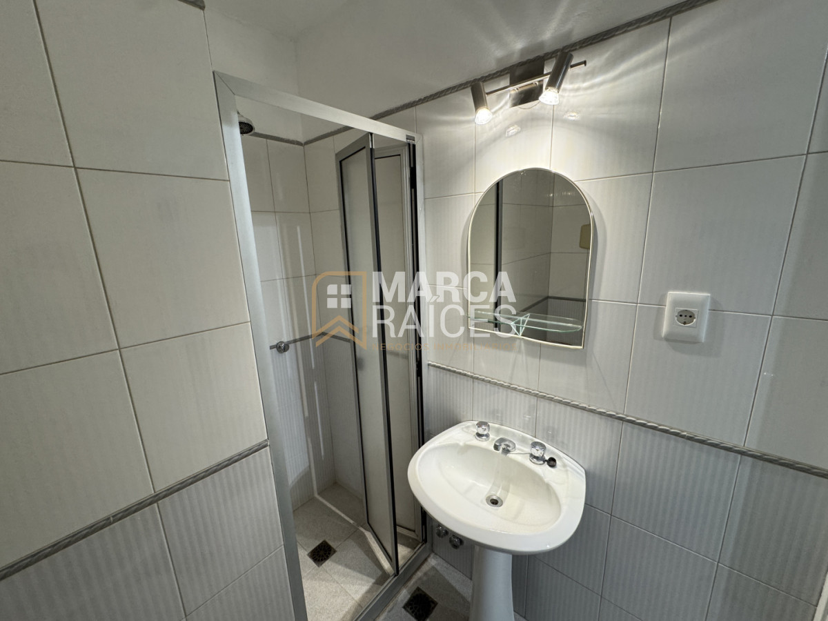 Apartamento ID.1734 - Venta Apartamento 4 dormitorios 3 baños Garage Pocitos Montevideo