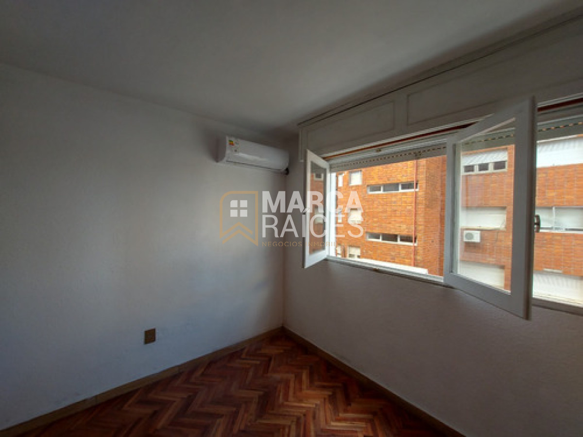 Apartamento ID.1522 - Alquiler luminoso apartamento remodelado de 1 dormitorio en Aguada, Montevideo. 