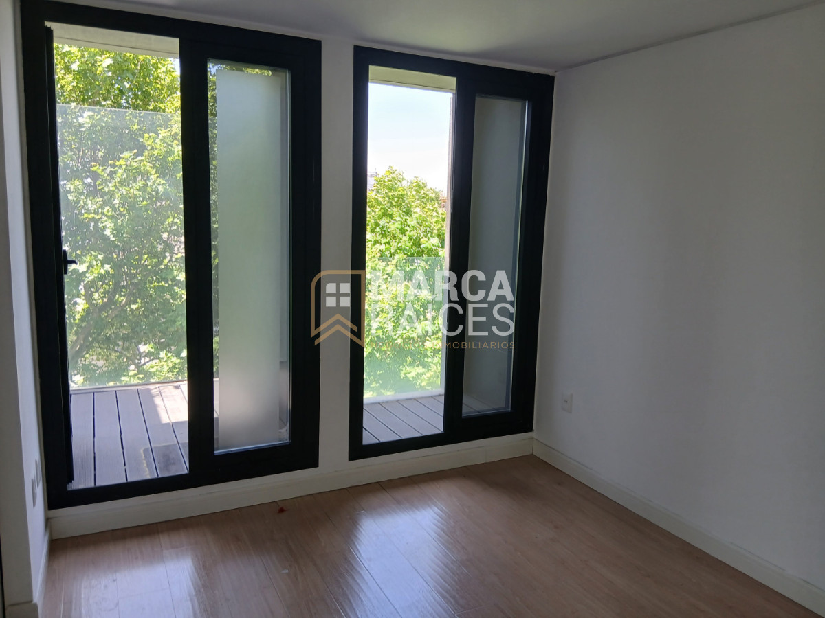 Apartamento ID.1790 - Alquiler Apartamento 2 Dormitorios Centro Montevideo
