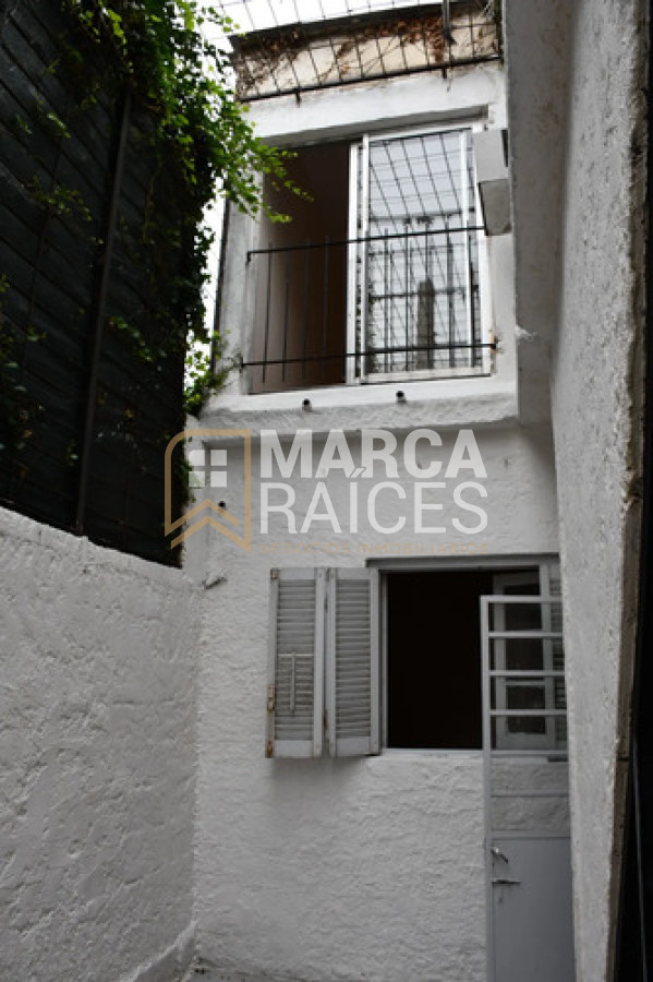 Apartamento ID.2012 - Alquiler Apartamento 4 Dormitorios, 2 Baños. La Blanqueada, Montevideo