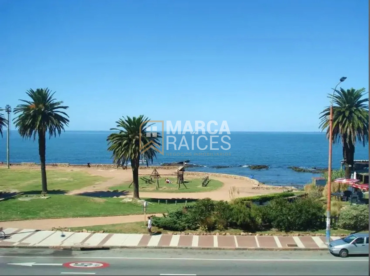Apartamento ID.1997 - Alquiler Apartamento Amoblado 2 Dormitorios frente a la rambla Pocitos Montevideo