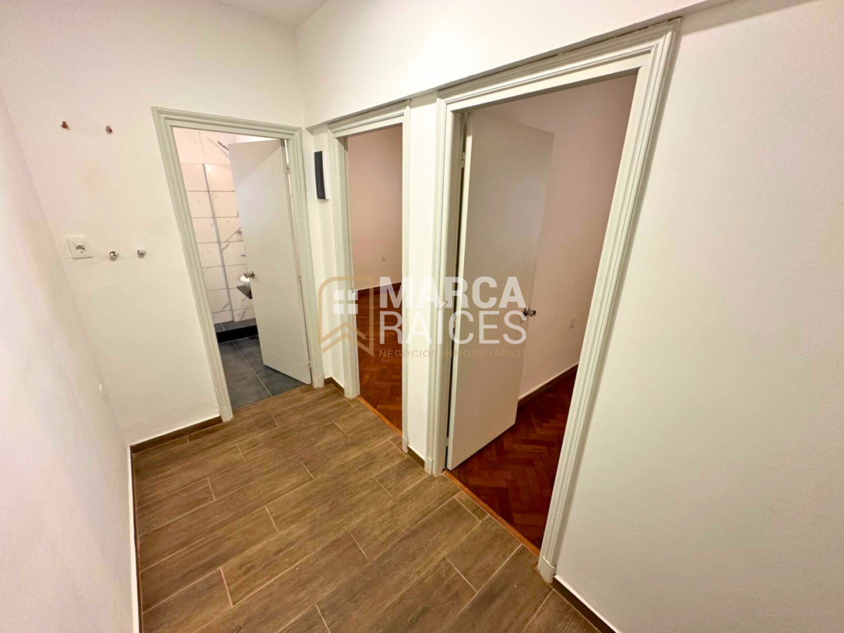 Apartamento ID.1886 - Alquiler Apartamento 2 Dormitorios Centro Montevideo