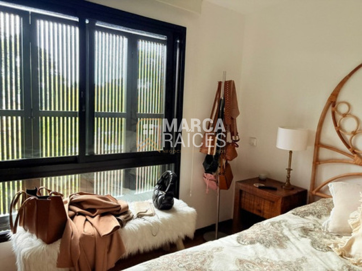 Apartamento ID.1566 - Alquiler apartamento con piscina en Carrasco, Montevideo. 