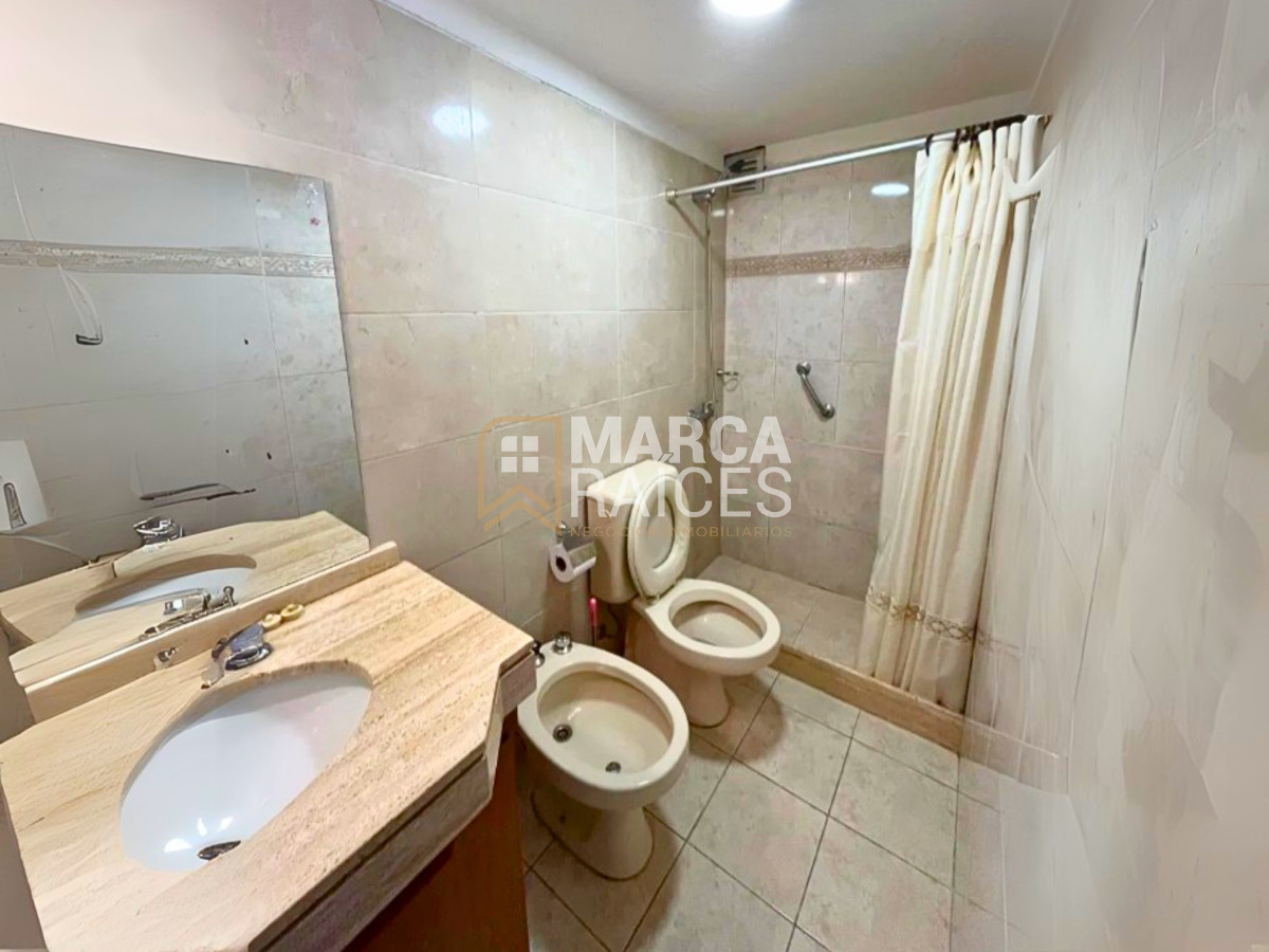 Apartamento ID.1459 - Alquiler Apartamento 1 Dormitorio sobre la Rambla Malvin Montevideo