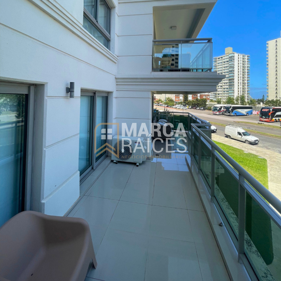 Apartamento ID.1685 - Departamento En Alquiler Temporada 2 Dormitorios 3 Baños Imperiale Playa Brava Punta Del Este