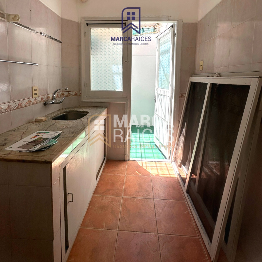 Apartamento ID.559 - Venta Casa 2 Dormitorios con patio Palermo Montevideo 