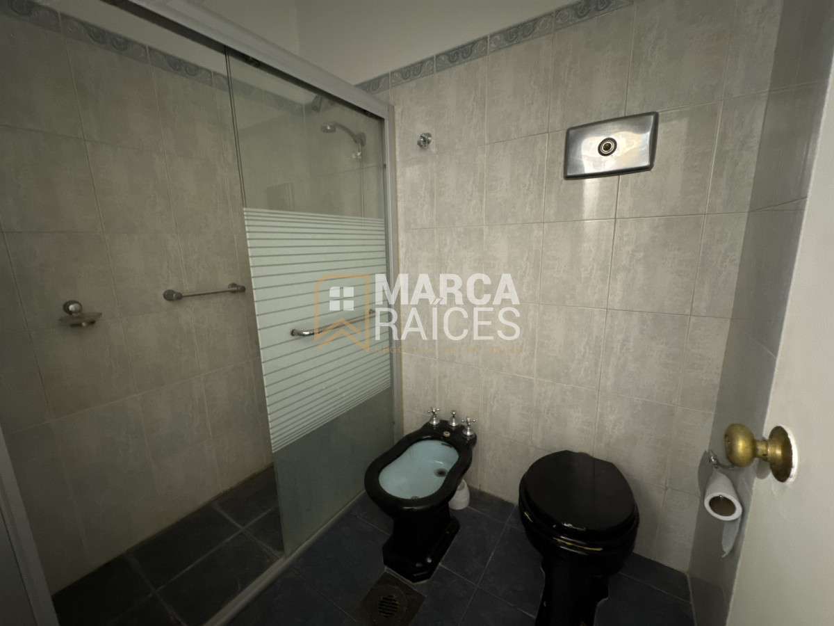 Apartamento ID.1199 - Venta Apartamento 4 Dormitorios 2 baños Garage Punta Carretas Montevideo