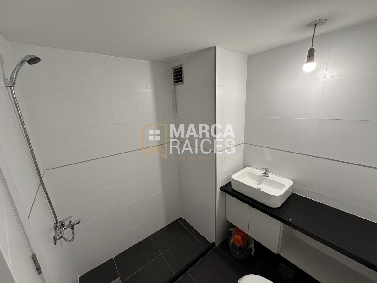 Apartamento ID.699 - Alquiler Apartamento 2 Dormitorios Balcon Cochera Complejo Cerrado Prado Montevideo