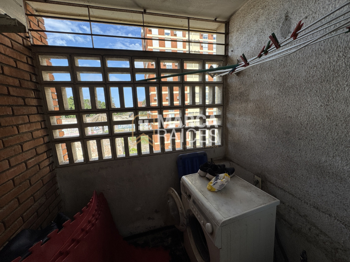 Apartamento ID.1829 - Venta Apartamento 1 Dormitorio con cochera no fija Palermo Montevideo