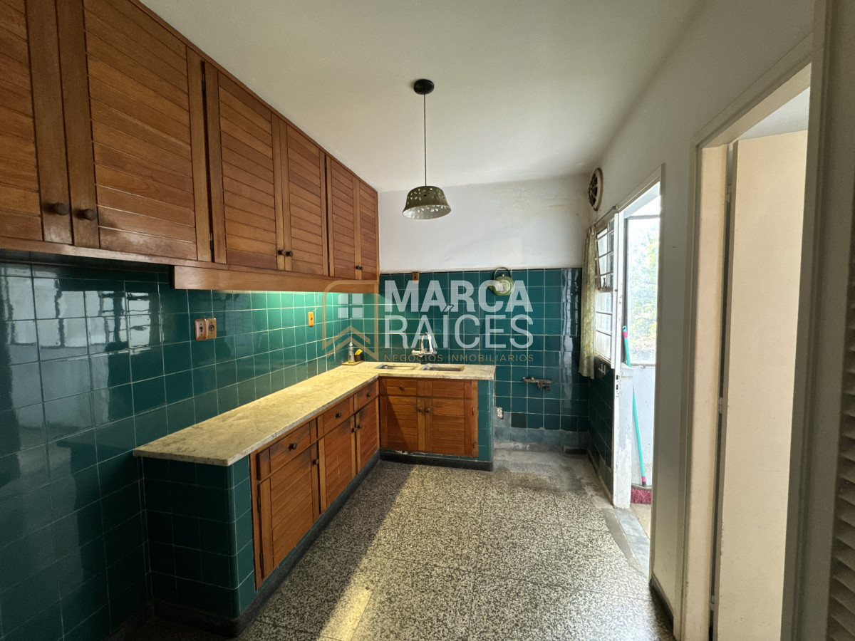 Apartamento ID.1199 - Venta Apartamento 4 Dormitorios 2 baños Garage Punta Carretas Montevideo