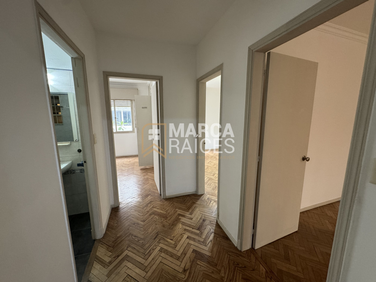 Apartamento ID.1529 - Alquiler Hermoso Apartamento de 3 Dormitorios 2 Baños en Punta Carretas Montevideo