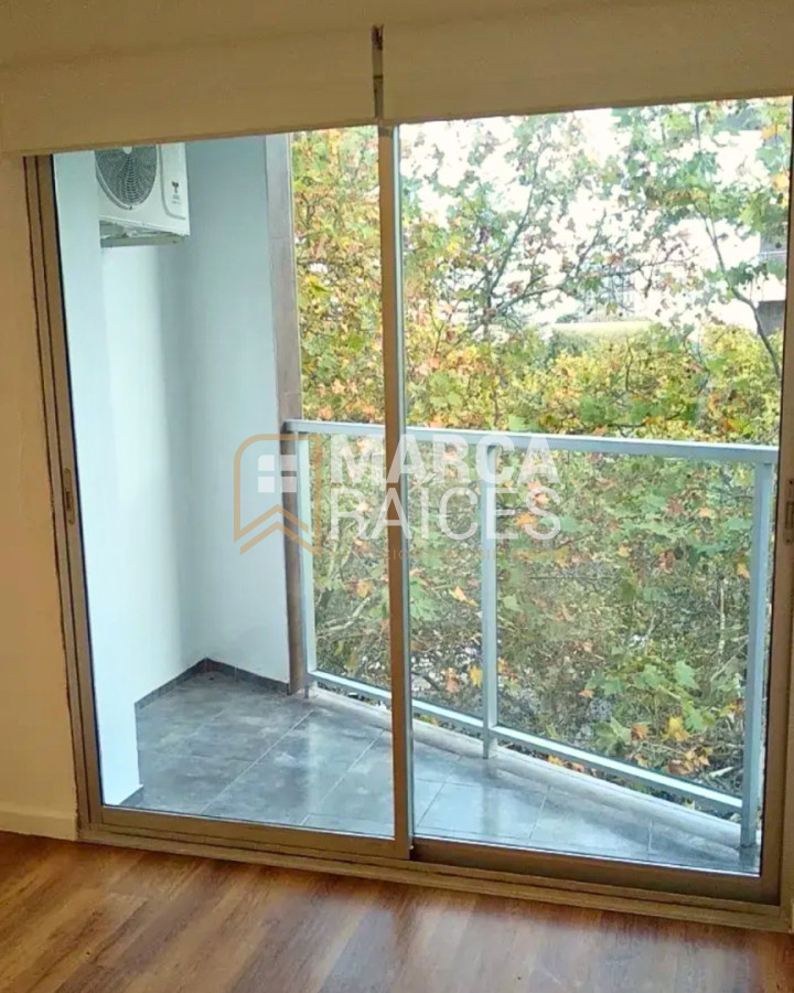 Apartamento ID.1940 - Alquiler Apartamento Monoambiente Piso Alto Pocitos Montevideo