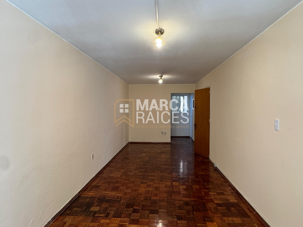 Apartamento ID.1864 - Alquiler Apartamento Monoambiente Al Frente Piso 2 Cocina Definida Pocitos Montevideo