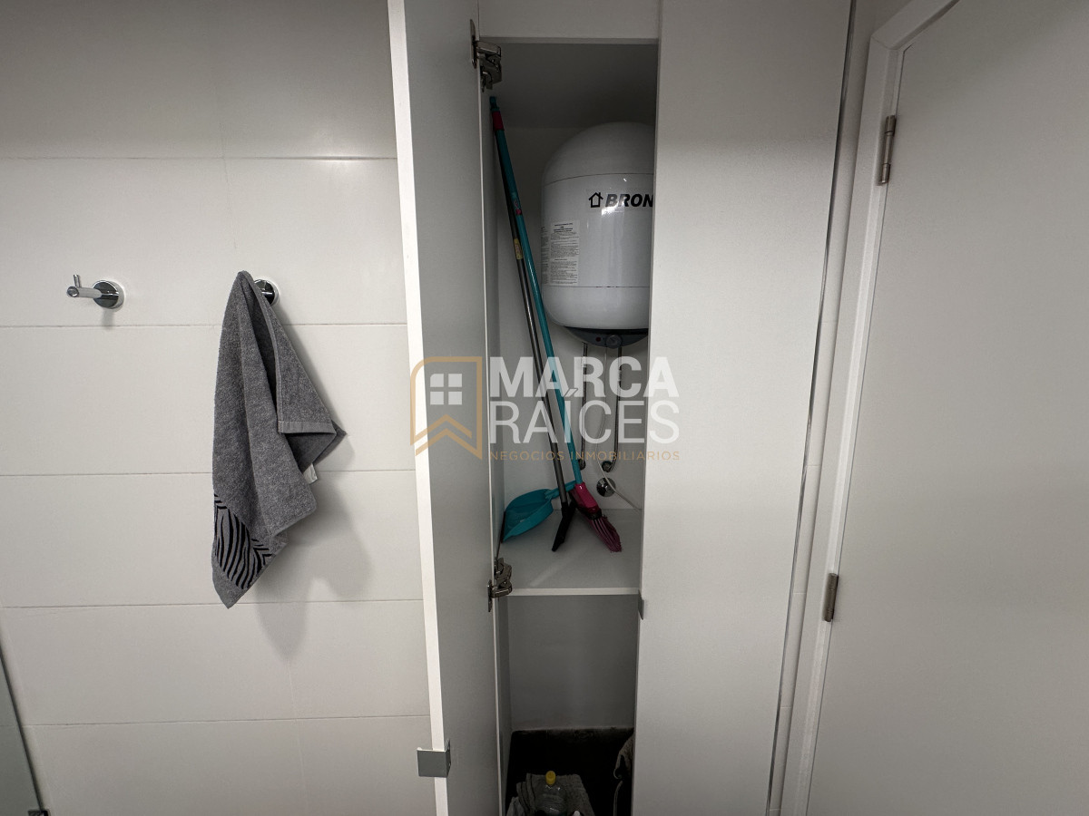 Apartamento ID.1402 - Apartamento Amplio A Estrenar Amoblado Piso 4 Al Frente Luminoso Cordon Sur Montevideo
