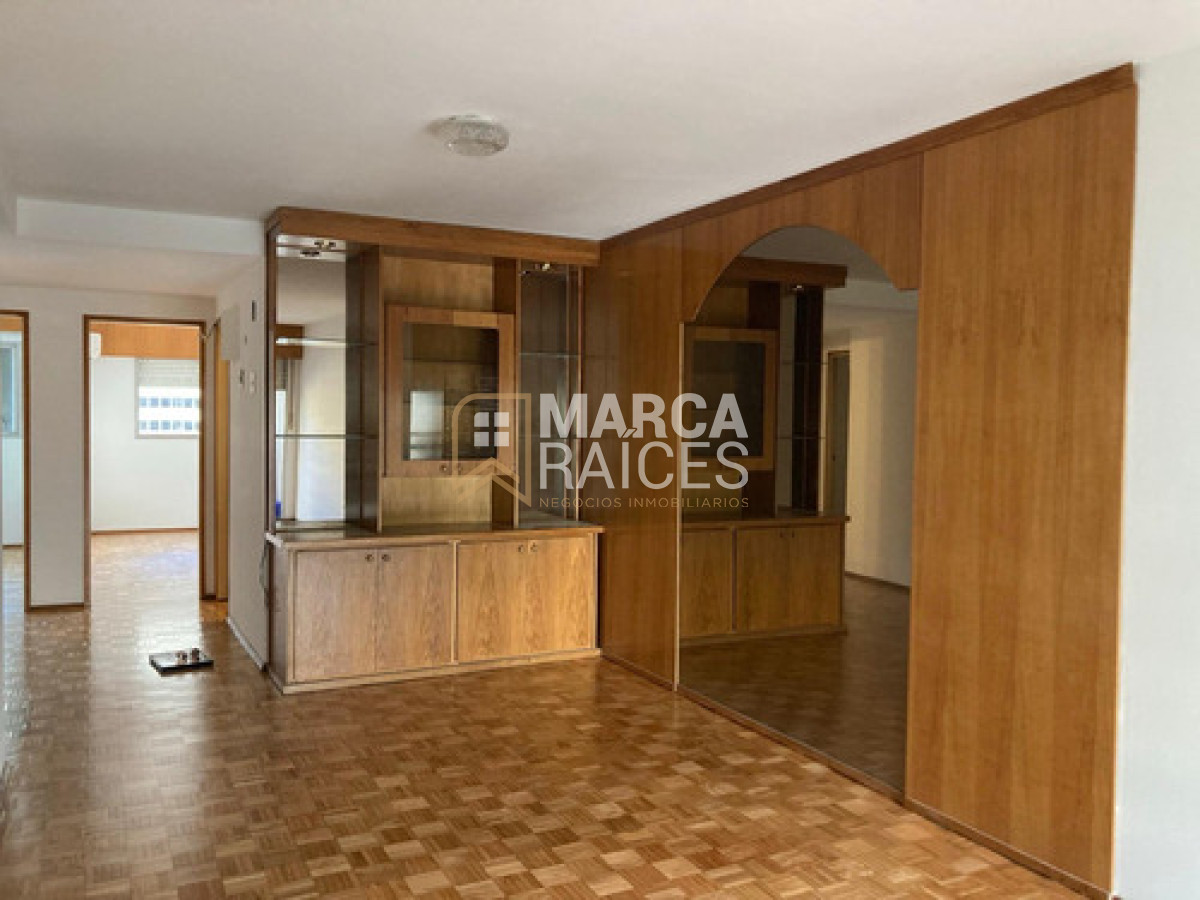 Apartamento ID.1839 - Alquiler Apartamento 2 Dormitorios. Centro, Montevideo