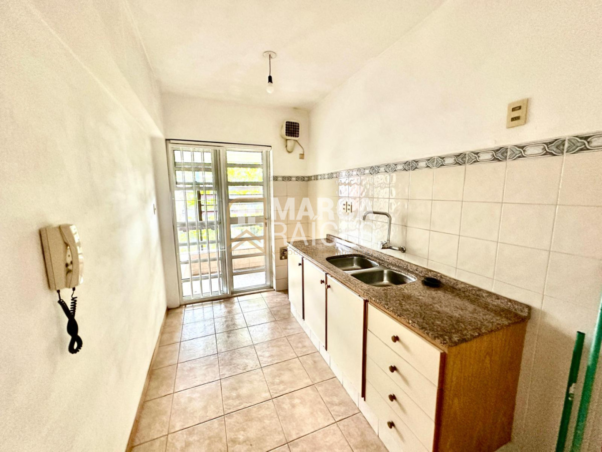 Apartamento ID.1754 - Alquiler Apartamento 2 Dormitorios Opcion Garage Parque Rodo Montevideo