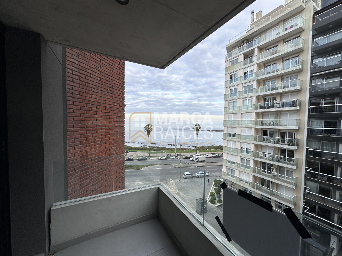 Apartamento ID.1292 - Alquiler Loft Monoambiente semi equipado Con Garage Villa Biarritz Punta Carretas Montevideo