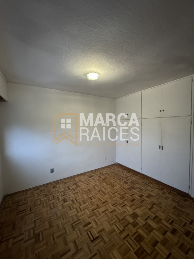 Apartamento ID.718 - Venta Apartamento 2 Dormitorios 2 Baños Con Estacionamiento Centro