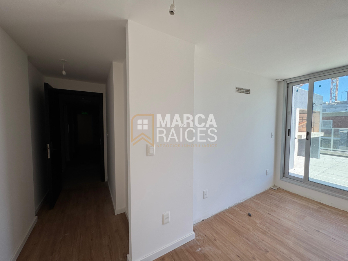 Apartamento ID.1811 - Venta Apartamento Penthouse 1 Dormitorio a estrenar con parrillero propio Centro Sur Montevideo