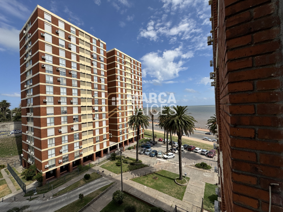 Apartamento ID.1829 - Venta Apartamento 1 Dormitorio con cochera no fija Palermo Montevideo