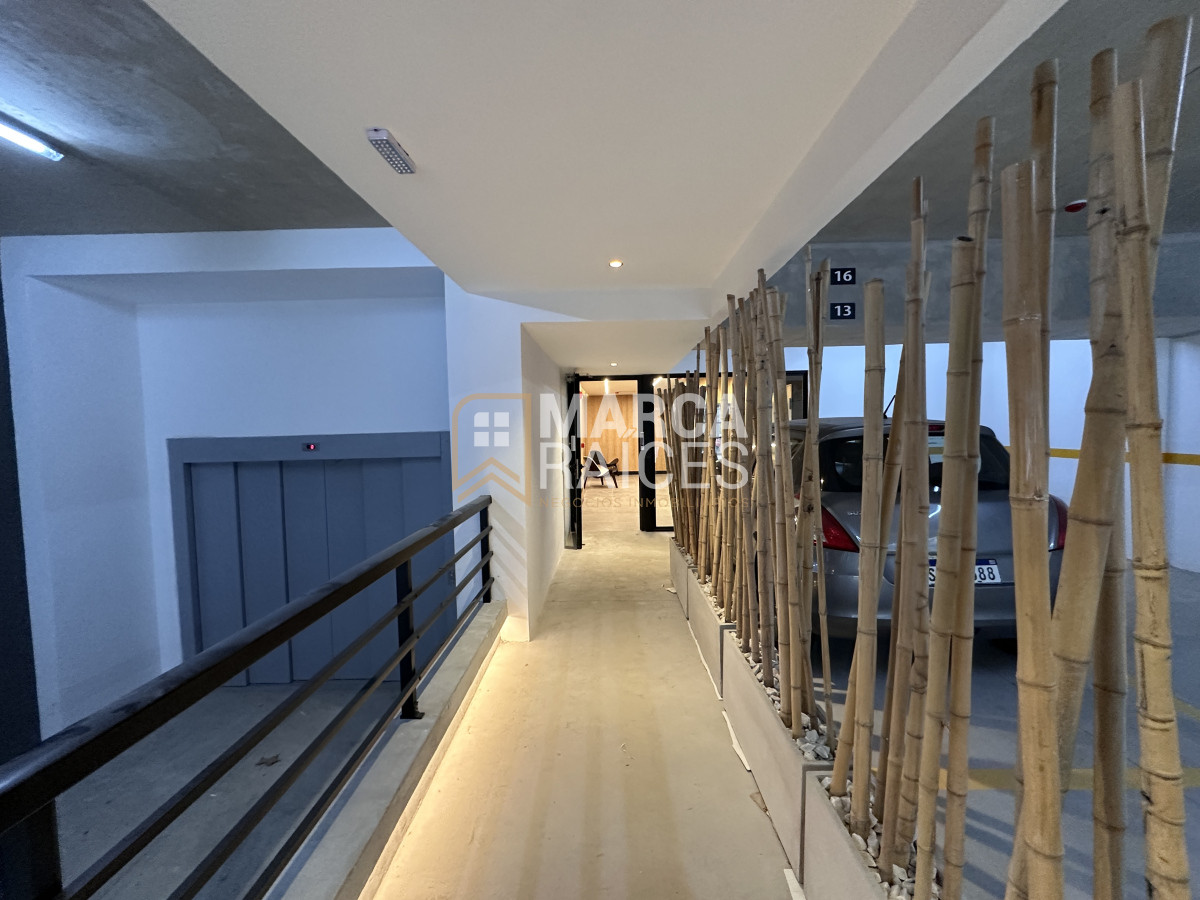 Apartamento ID.1292 - Alquiler Loft Monoambiente semi equipado Con Garage Villa Biarritz Punta Carretas Montevideo