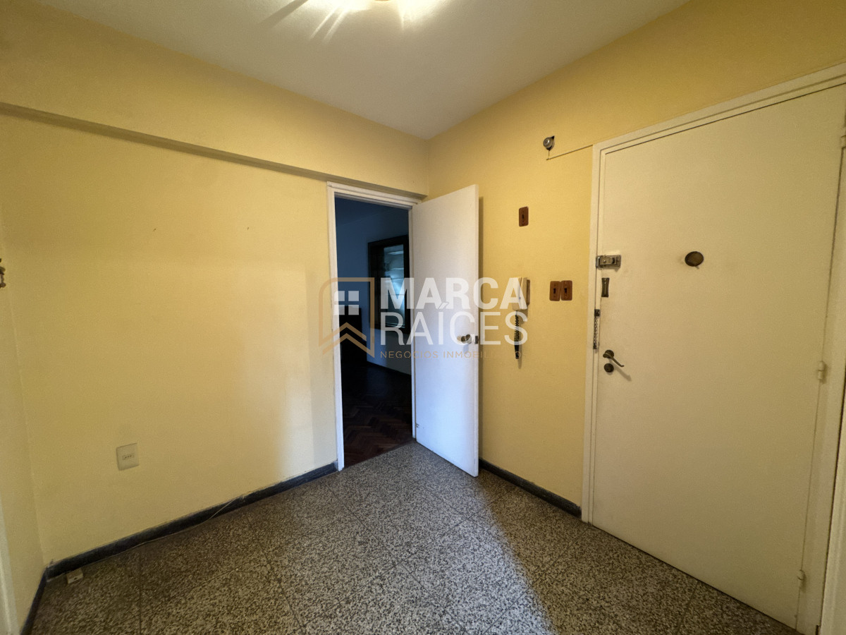 Apartamento ID.1199 - Venta Apartamento 4 Dormitorios 2 baños Garage Punta Carretas Montevideo