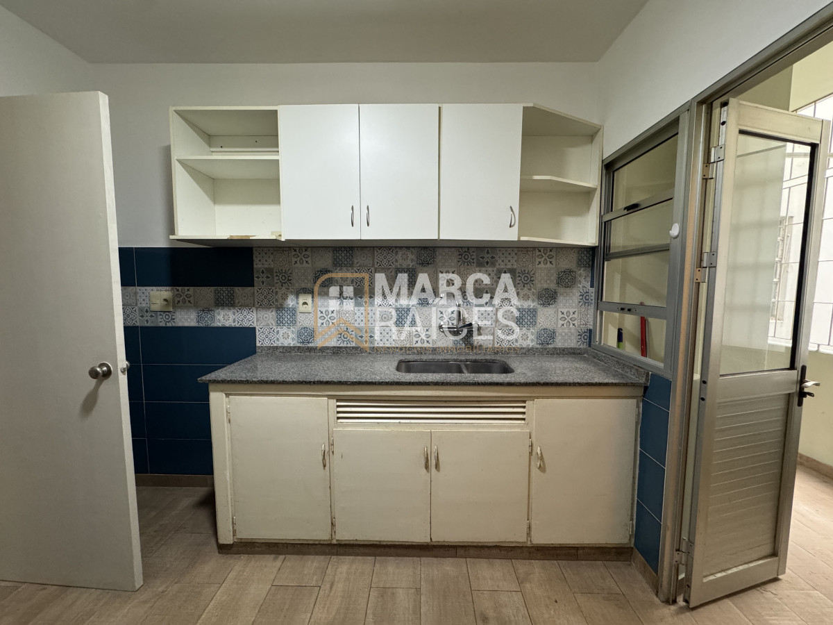 Apartamento ID.1529 - Alquiler Hermoso Apartamento de 3 Dormitorios 2 Baños en Punta Carretas Montevideo