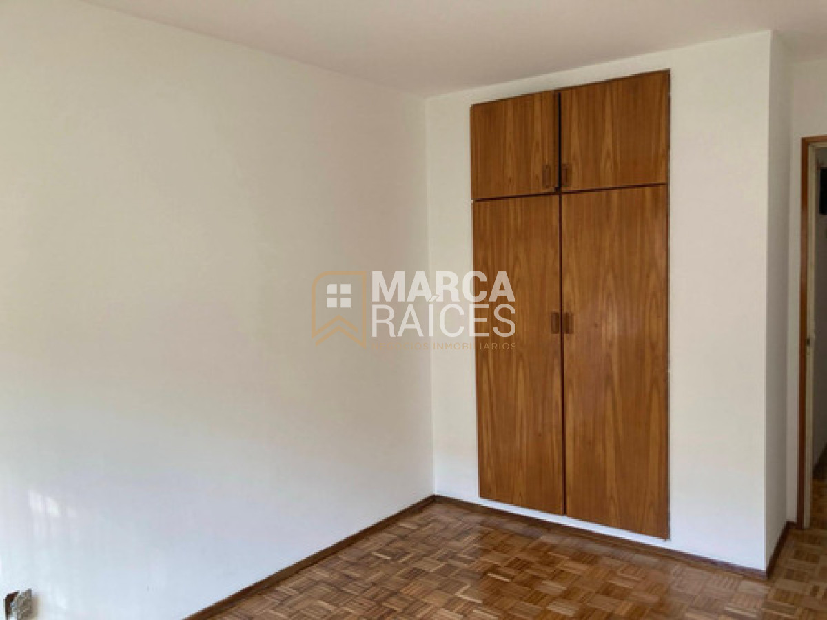 Apartamento ID.1839 - Alquiler Apartamento 2 Dormitorios. Centro, Montevideo