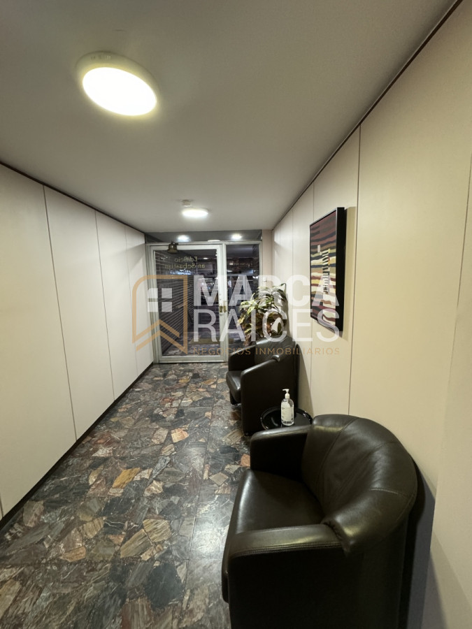 Apartamento ID.718 - Venta Apartamento 2 Dormitorios 2 Baños Con Estacionamiento Centro