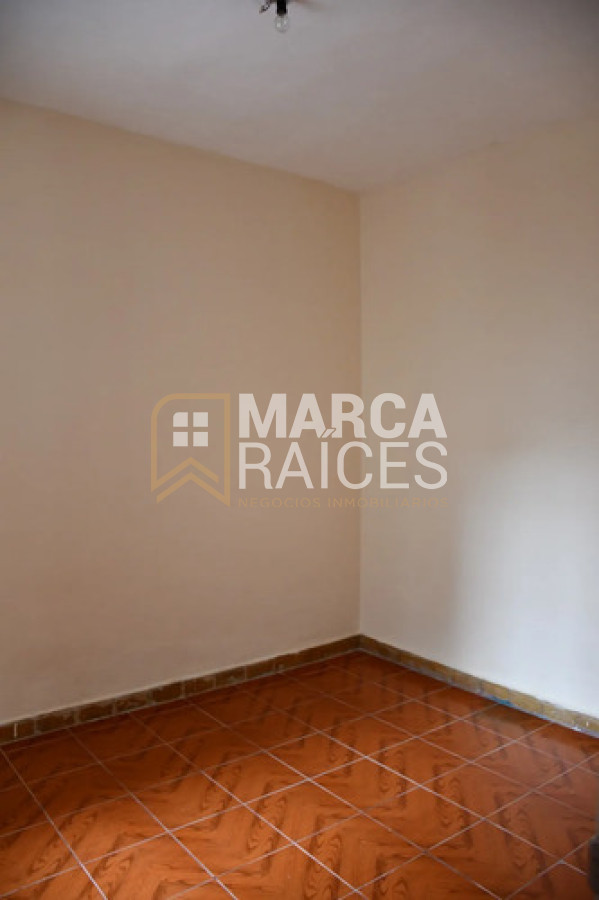 Apartamento ID.2012 - Alquiler Apartamento 4 Dormitorios, 2 Baños. La Blanqueada, Montevideo