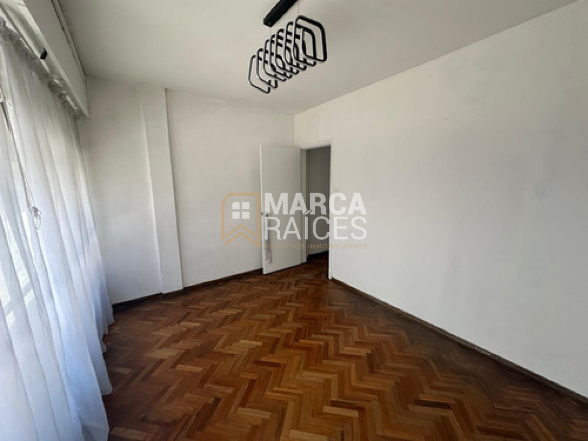 Apartamento ID.1815 - Alquiler Apartamento 1 Dormitorio. Ciudad Vieja, Montevideo