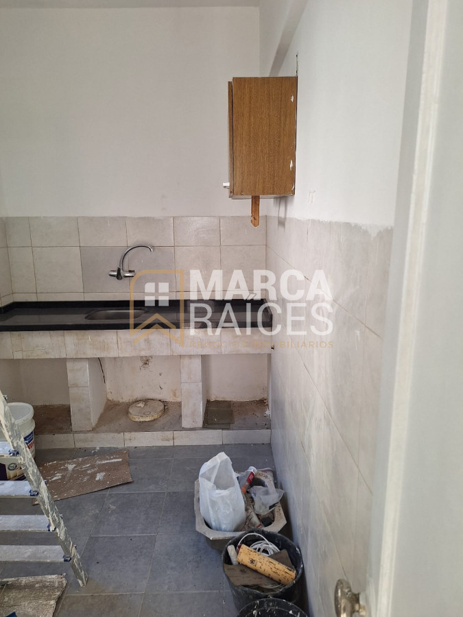 Apartamento ID.1627 - Alquiler Apartamento 1 Dormitorio Segundo Piso Requena esq Bv. España Parque Rodo Montevideo