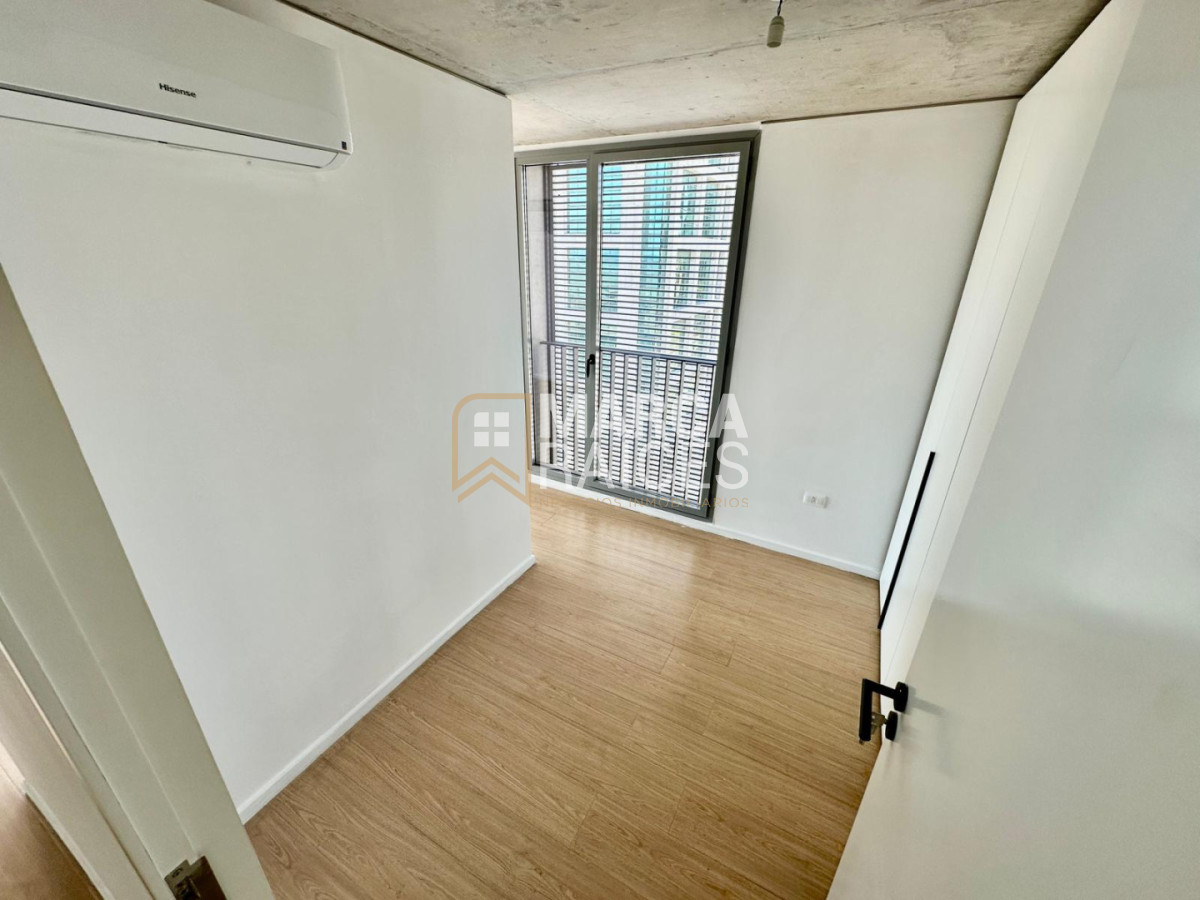 Apartamento ID.1212 - Alquiler Apartamento Premium Duplex 2 Dormitorios 2 Baños Piscina Centro Montevideo