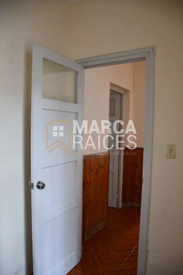 Apartamento ID.2012 - Alquiler Apartamento 4 Dormitorios, 2 Baños. La Blanqueada, Montevideo