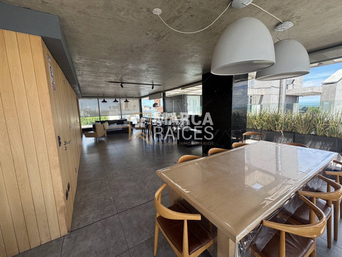 Apartamento ID.1791 - Alquiler Apartamento Penthouse 2 Dormitorios Centro Montevideo