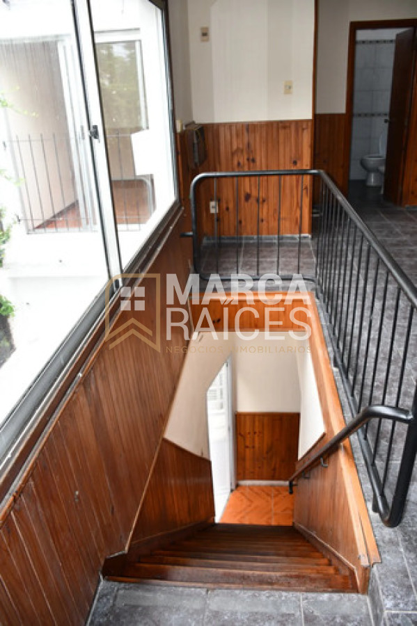 Apartamento ID.2012 - Alquiler Apartamento 4 Dormitorios, 2 Baños. La Blanqueada, Montevideo