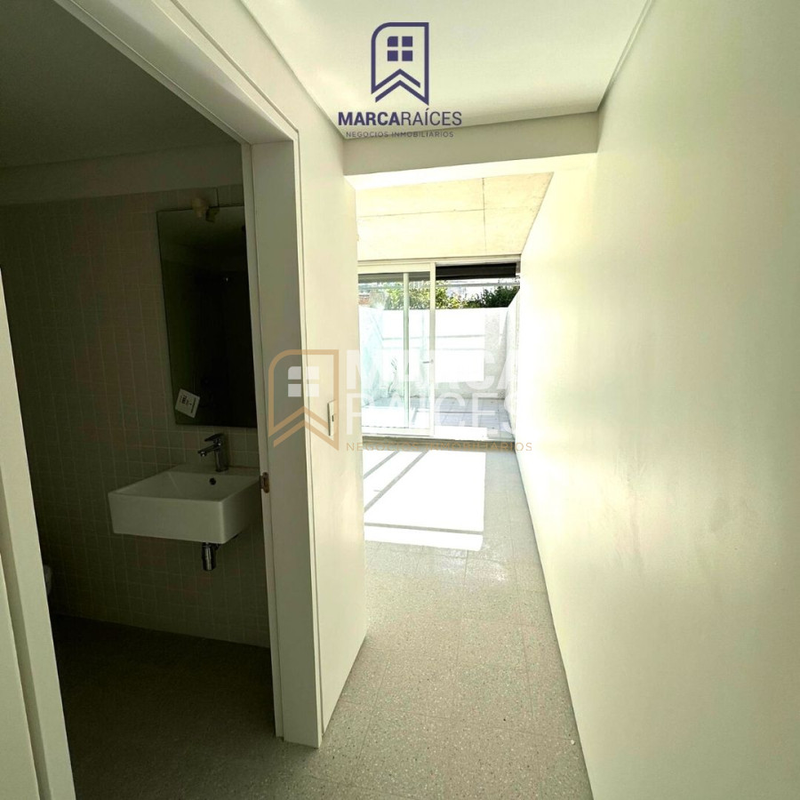 Apartamento ID.345 - Venta Apartamento 1 Dormitorio Balcon y Patio con renta Palermo Montevideo