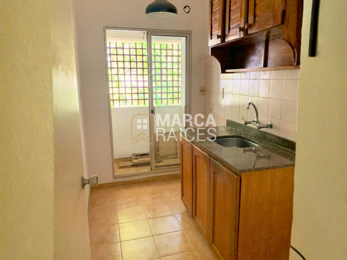 Apartamento ID.1962 - Alquiler Apartamento 1 Dormitorio Piso Alto Pocitos Montevideo