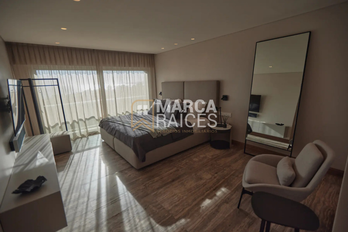 Apartamento ID.2026 - Alquiler Apartamento Amueblado 3 Dormitorios con Garage Doble Punta Carretas Montevideo