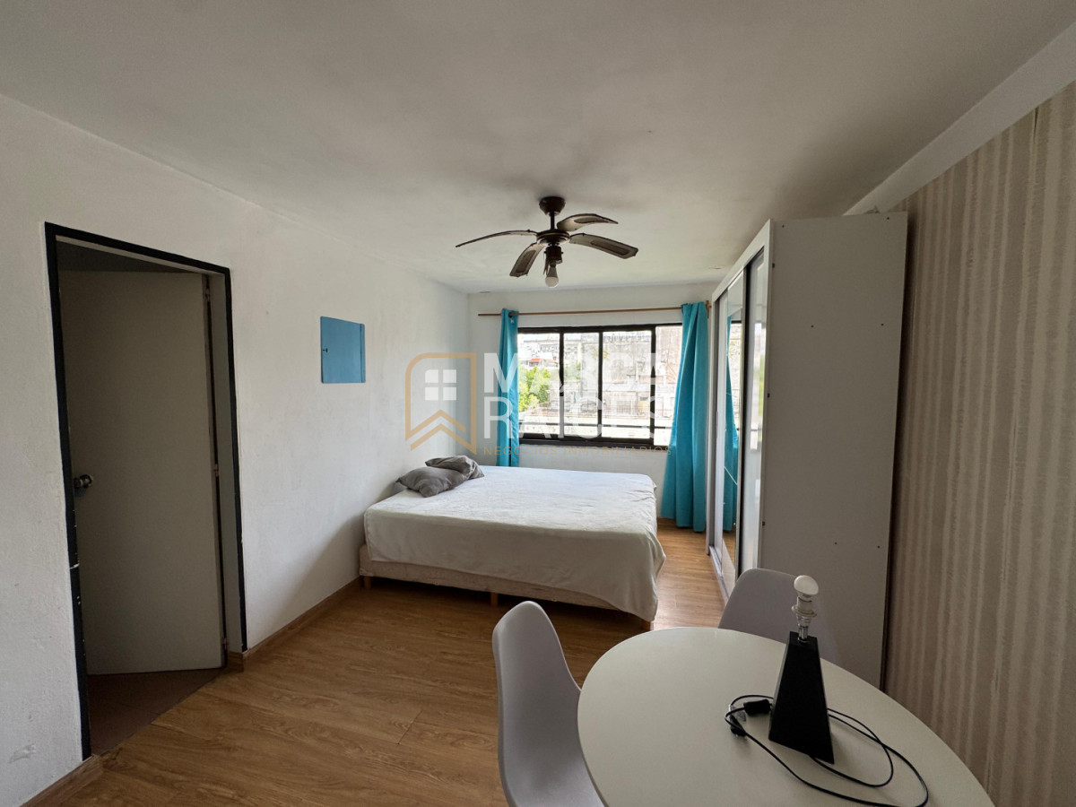Apartamento ID.120 - Venta Apartamento Monoambiente Luminoso Centro a 1 Cuadra de ORT Montevideo