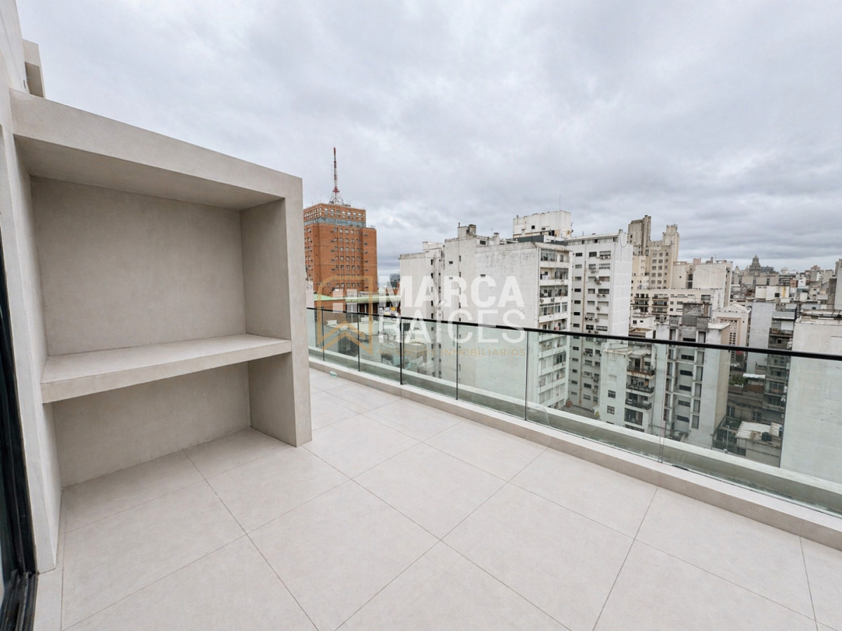 Apartamento ID.1781 - Alquiler Apartamento Penthouse 1 Dormitorio a estrenar Centro Montevideo