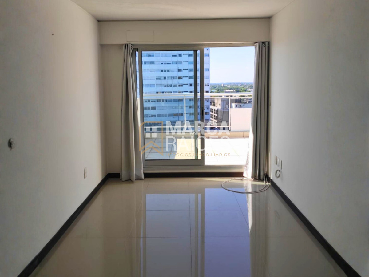 Apartamento ID.1844 - Alquiler Apartamento 1 Dormitorio Piso 14 Garage Centro Montevideo