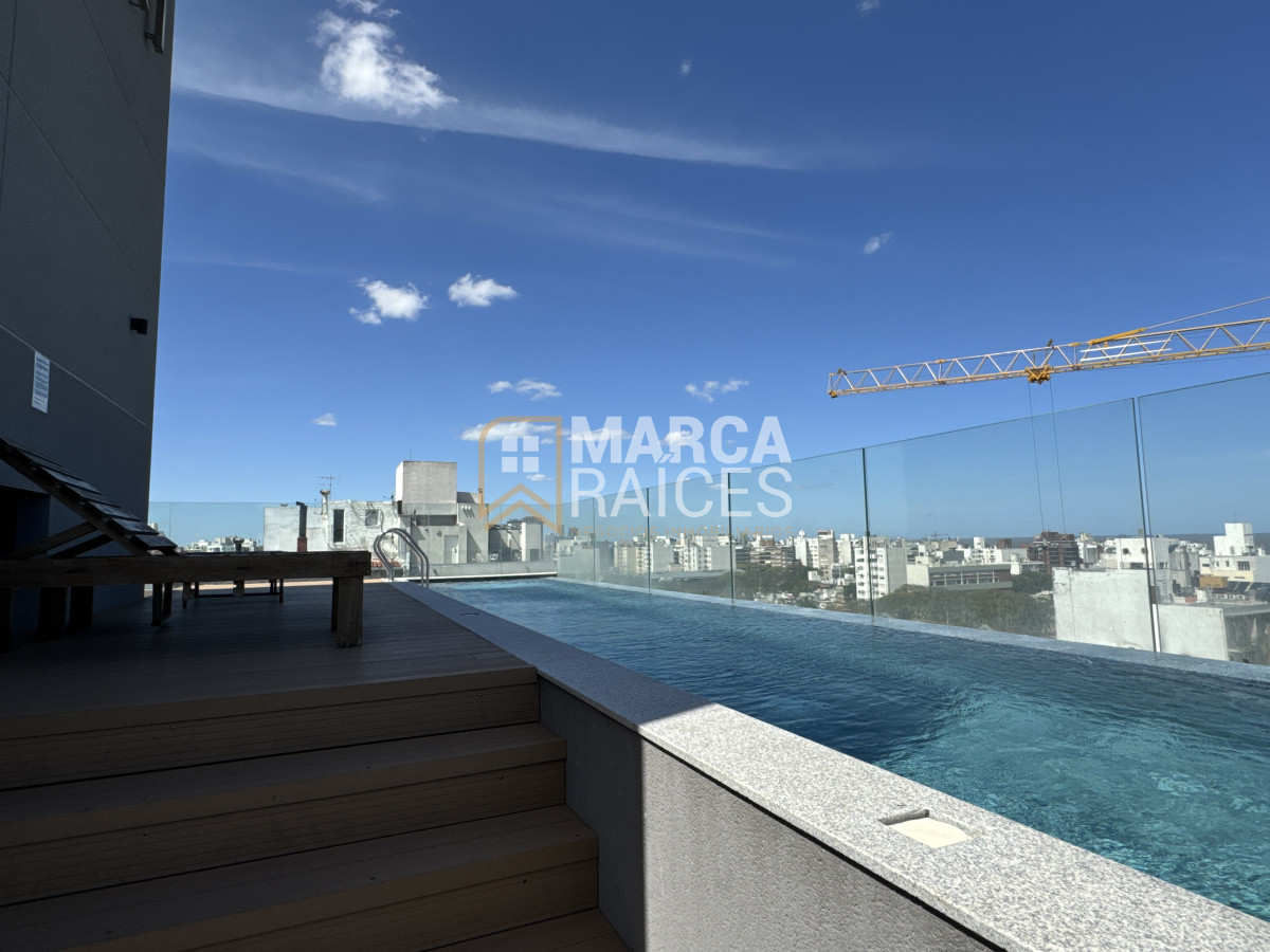 Apartamento ID.1201 - Venta Pent House 2 Dormitorios Con Renta Terraza con Parrillero Y Garaje Doble Punta Carretas Montevideo