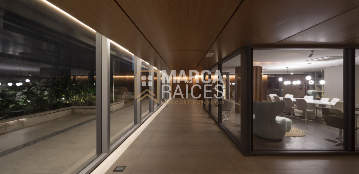 Apartamento ID.1786 - Alquiler Apartamento 1 Dormitorio Piscina Edificio de Categoria Centro Montevideo