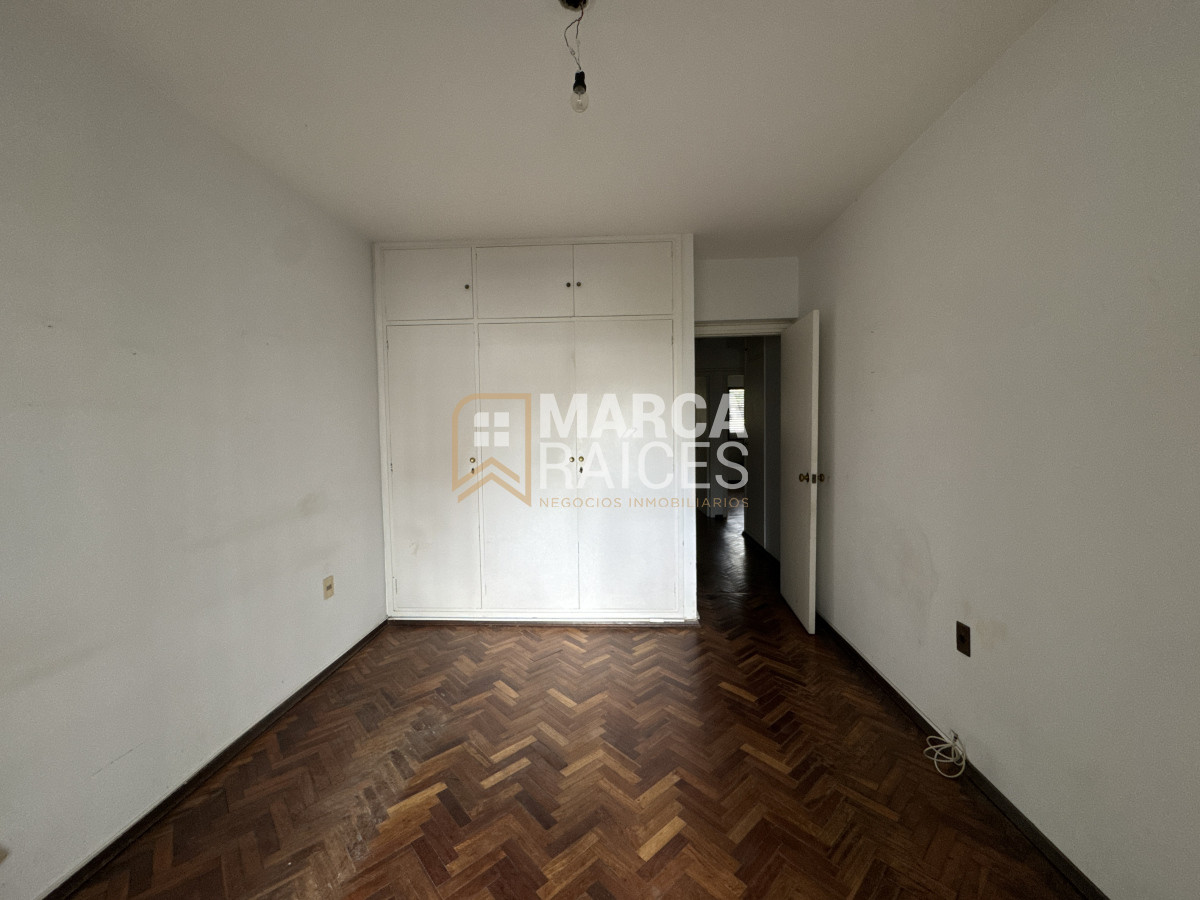 Apartamento ID.1199 - Venta Apartamento 4 Dormitorios 2 baños Garage Punta Carretas Montevideo