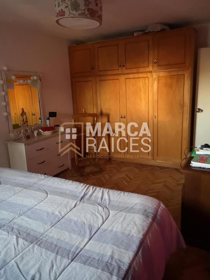 Apartamento ID.1694 - Alquiler Apartamento 4 Dormitorios 2 Baños - Aguada (Próximo al Palacio Legislativo y Aguada Park) Montevideo